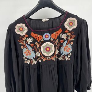 Entro  Embroidered Blouse Top 1X Black Square Neck Boho Peasant
